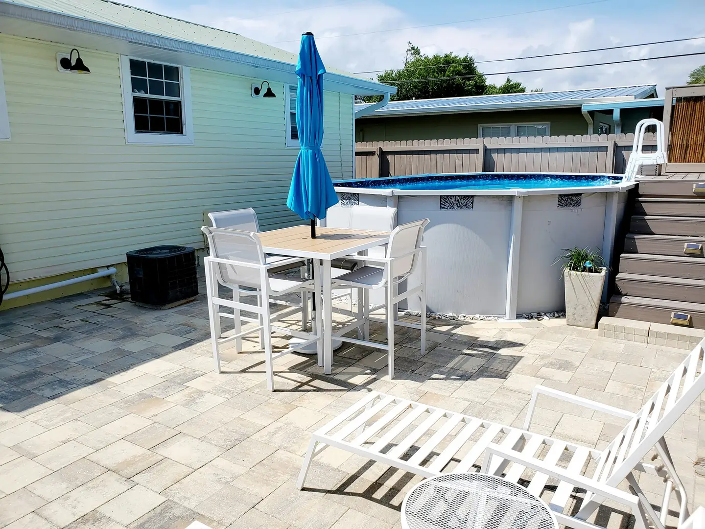 81a876733ddf54f020bb469bc9f03c4e